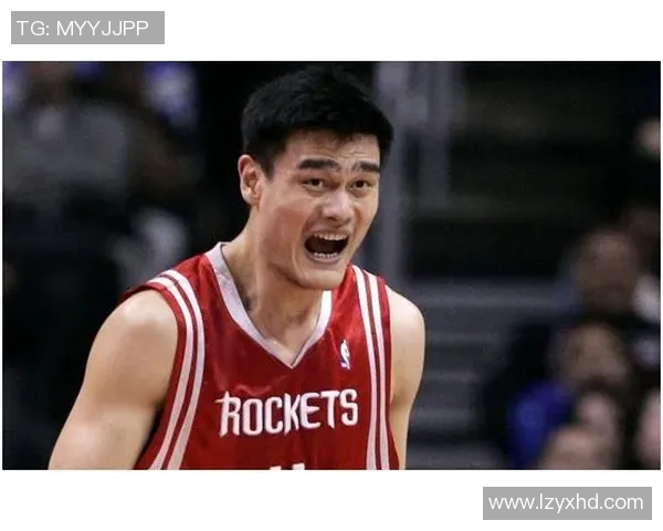 姚明引领中国男篮崛起新篇章展现青春力量与拼搏精神