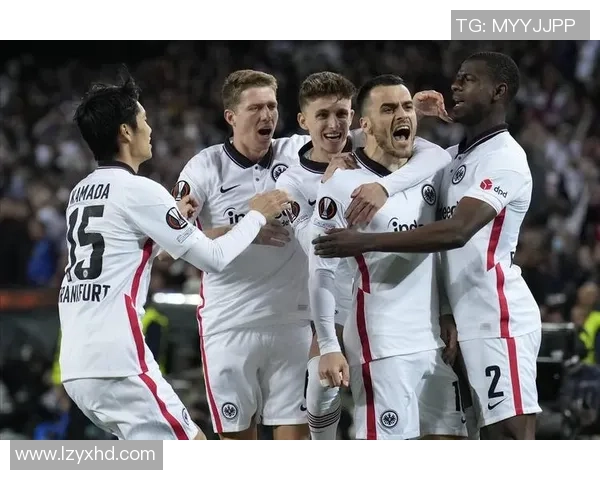 德甲精彩对决莱比锡狂胜波尔图五球绝杀引爆全场激情