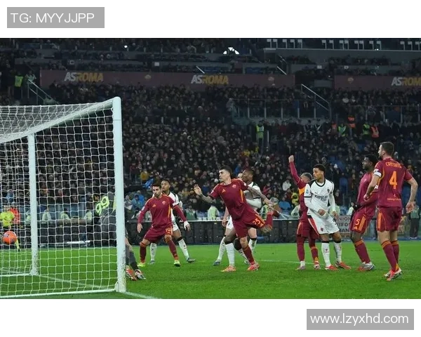 欧冠激战:AC米兰与波尔图鏖战成平局历史冷门引发全场热议 欧冠激战:AC米兰与波尔图鏖战成平局历史冷门引发全场热议