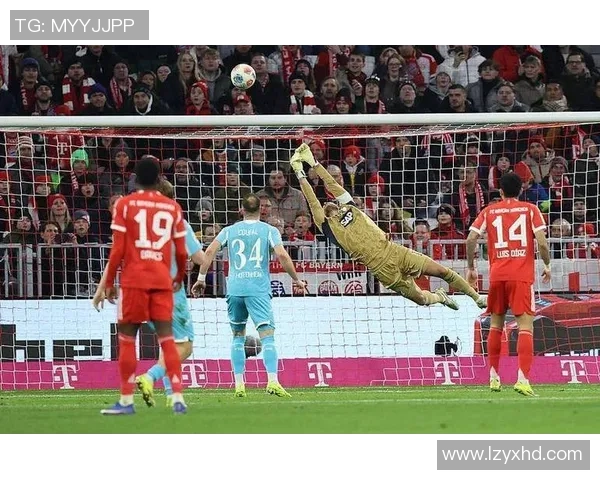 德甲经典对决那不勒斯惊险逆转拜仁帽子戏法引爆全场激情 德甲经典对决那不勒斯惊险逆转拜仁帽子戏法引爆全场激情