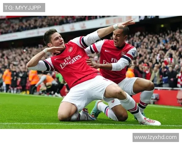 足总杯激战曼城与阿森纳平局关键时刻引爆全场激情瞬间集锦 足总杯激战曼城与阿森纳平局关键时刻引爆全场激情瞬间集锦