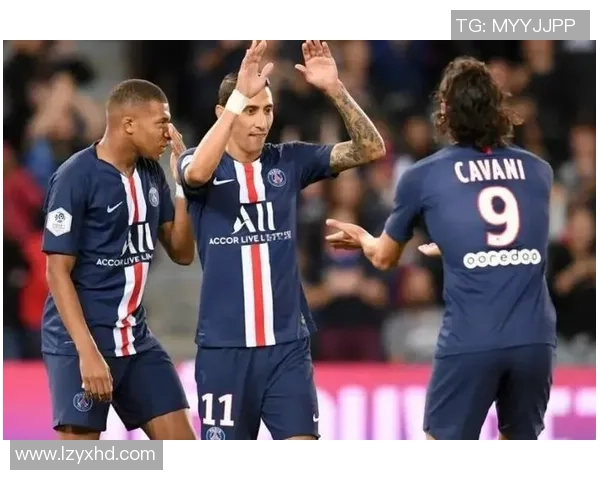 西甲焦点战尤文图斯与巴黎圣日耳曼握手言和双方均无建树引发热议 西甲焦点战尤文图斯与巴黎圣日耳曼握手言和双方均无建树引发热议