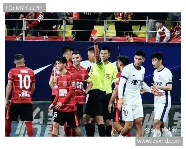 世界杯焦点战AC米兰与马竞握手言和争议判罚引发全场热议 世界杯焦点战AC米兰与马竞握手言和争议判罚引发全场热议