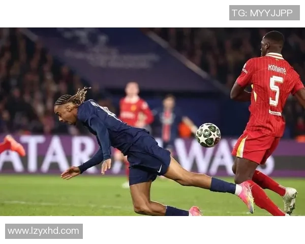 利物浦逆转巴黎圣日耳曼6-2绝杀瞬间引发争议判罚全场沸腾