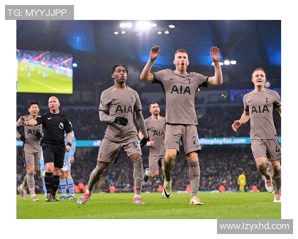 德甲激战尤文图斯3-0热刺争议判罚引发全场沸腾绝杀瞬间回顾