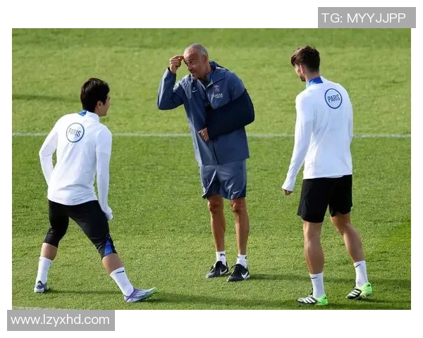 意甲激战:巴黎圣日耳曼3-0拜仁乌龙球成比赛转折点引发热议 意甲激战:巴黎圣日耳曼3-0拜仁乌龙球成比赛转折点引发热议