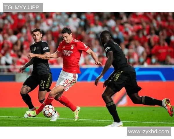 意甲焦点战国米小胜本菲卡全场战术解析与精彩瞬间回顾 意甲焦点战国米小胜本菲卡全场战术解析与精彩瞬间回顾