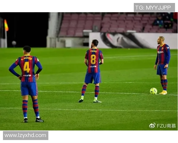 欧联杯激战巴萨逆转曼联全场沸腾十大精彩进球回顾 欧联杯激战巴萨逆转曼联全场沸腾十大精彩进球回顾