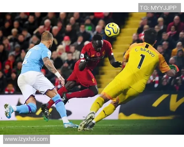 足总杯惊心动魄之战利物浦逆转切尔西引爆全场激情瞬间与十大精彩进球回顾 足总杯惊心动魄之战利物浦逆转切尔西引爆全场激情瞬间与十大精彩进球回顾