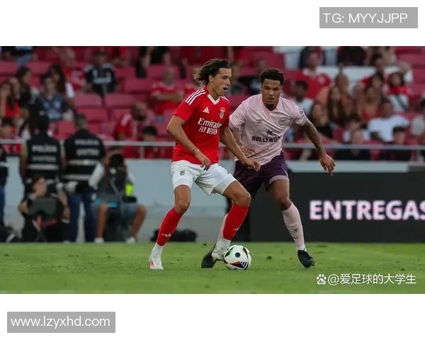 意甲历史冷门本菲卡狂胜曼联6比2引发全场震动