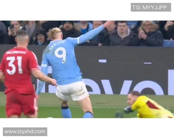 曼城友谊赛小胜那不勒斯神扑引发争议判罚全场沸腾