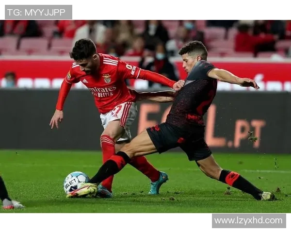 西甲激战:莱比锡与本菲卡2-2平局战术解析与精彩瞬间回顾 西甲激战:莱比锡与本菲卡2-2平局战术解析与精彩瞬间回顾